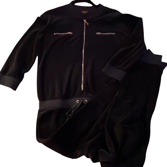 Juicy Couture - BLACK LABEL - SMALL WOMENS JUMP SUIT BLACK VELOUR - Picture 3 of 5